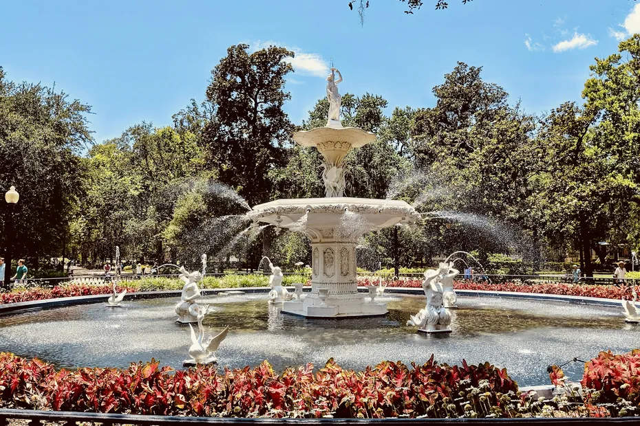 Forsyth Park fountain beneath live oaks in Savannah